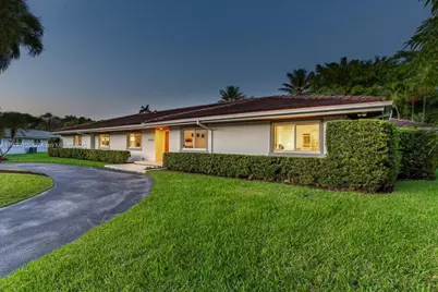 10105 SW 71st Ave, Pinecrest, FL 33156 - Photo 4