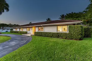 10105 SW 71st Ave, Pinecrest, FL 33156 - Photo 4