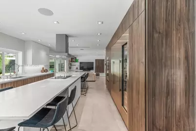 10105 SW 71st Ave, Pinecrest, FL 33156 - Photo 20