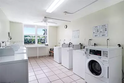 245 18th St #502, Miami Beach, FL 33139 - Photo 24