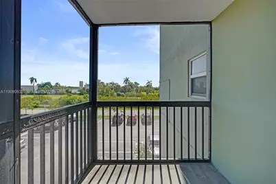 1425 Arthur St #301A, Hollywood, FL 33020 - Photo 18