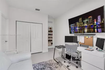 4608 NW 83rd Pkwy, Doral, FL 33166 - Photo 20