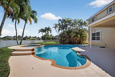 1351 NW 139th Ave, Pembroke Pines, FL 33028 - Photo 38