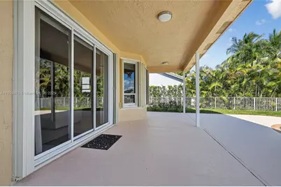 1351 NW 139th Ave, Pembroke Pines, FL 33028 - Photo 34