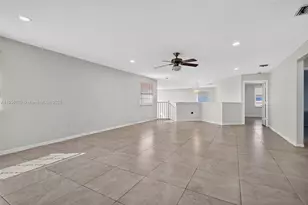 1351 NW 139th Ave, Pembroke Pines, FL 33028 - Photo 24