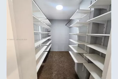 800 West Ave #920, Miami Beach, FL 33139 - Photo 12