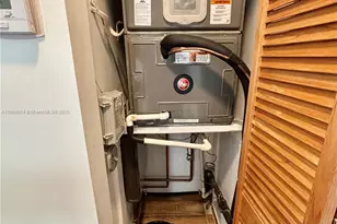 11820 SW 80th St, Miami, FL 33183 - Photo 16