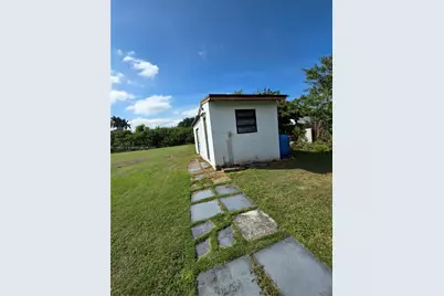 18200 SW 262nd St, Homestead, FL 33031 - Photo 24