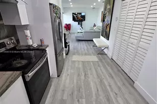 18200 SW 262nd St, Homestead, FL 33031 - Photo 10