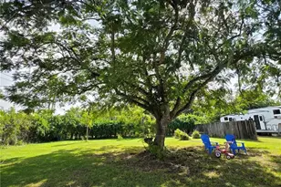 18200 SW 262nd St, Homestead, FL 33031 - Photo 4