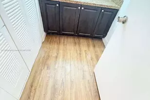 1715 Village Blvd, West Palm Beach, FL 33409 - Photo 18