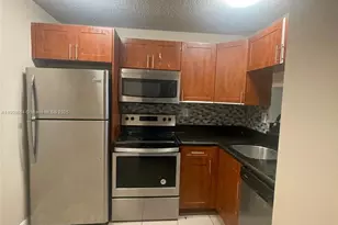 486 NW 165th St Rd, Miami, FL 33169 - Photo 2