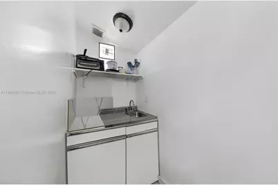 1334 SW 4th St, Miami, FL 33135 - Photo 28