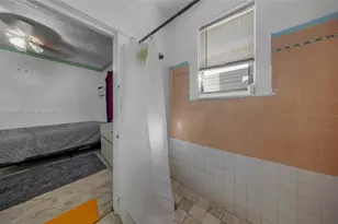 1334 SW 4th St, Miami, FL 33135 - Photo 46