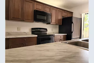 2706 27th Way #2706, West Palm Beach, FL 33407 - Photo 4