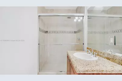 5711 Marius St #5711, Coral Gables, FL 33146 - Photo 10