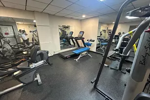 2450 NE 135th St, North Miami, FL 33181 - Photo 14