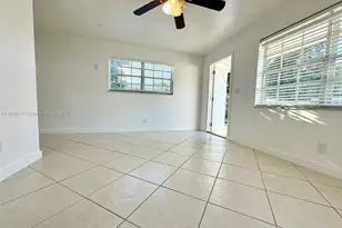 906 SW 7th Terrace, Hallandale Beach, FL 33009 - Photo 2