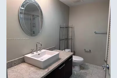 185 SW 7th St #2300, Miami, FL 33130 - Photo 6