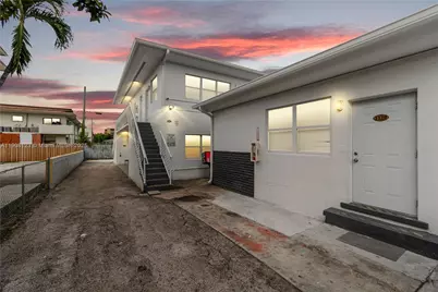 1131 SW 7th St, Miami, FL 33130 - Photo 8