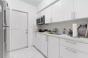 1131 SW 7th St, Miami, FL 33130 - Photo 28