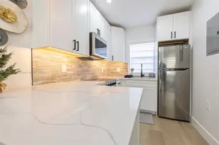 311 Liberty St, Hollywood, FL 33019 - Photo 4