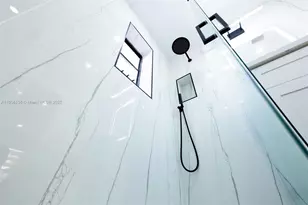 311 Liberty St, Hollywood, FL 33019 - Photo 16