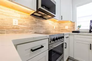 311 Liberty St, Hollywood, FL 33019 - Photo 6