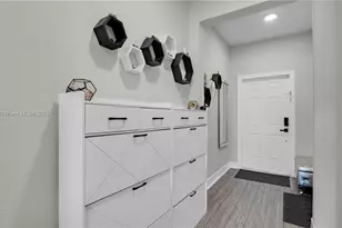 2913 Olivia Ave, Lauderdale Lakes, FL 33311 - Photo 20