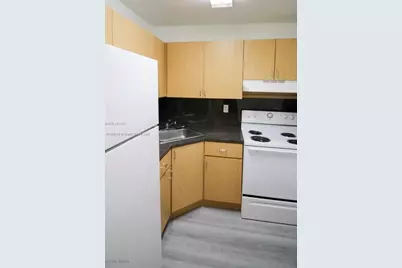 801 NW 47 Th Ave #114W, Miami, FL 33126 - Photo 6