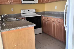 8205 SW 152nd Ave, Miami, FL 33193 - Photo 4