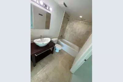 350 S Miami Ave #1715, Miami, FL 33130 - Photo 14