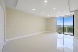 20281 E Country Club Dr, Aventura, FL 33180 - Photo 10