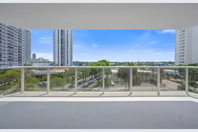 20281 E Country Club Dr #304, Aventura, FL 33180 - Photo 22