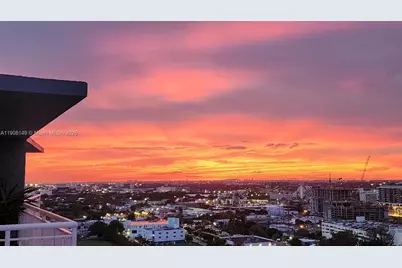 275 NE 18th St #PH-10, Miami, FL 33132 - Photo 10