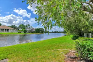 1386 Canary Island Dr, Weston, FL 33327 - Photo 12