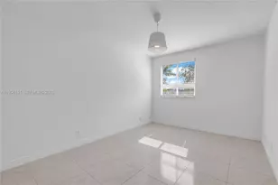1386 Canary Island Dr, Weston, FL 33327 - Photo 26