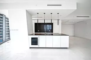 300 Biscayne Blvd Way, Miami, FL 33131 - Photo 12