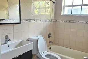 2355 NW 59th St, Miami, FL 33142 - Photo 18