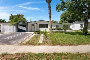 700 SW 67th Ave, Pembroke Pines, FL 33023 - Photo 2
