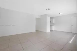 700 SW 67th Ave, Pembroke Pines, FL 33023 - Photo 18