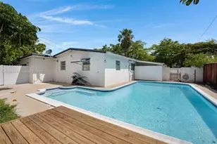 700 SW 67th Ave, Pembroke Pines, FL 33023 - Photo 24
