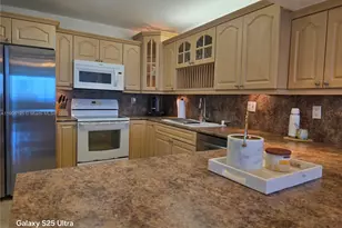 3725 S Ocean Dr, Hollywood, FL 33019 - Photo 28