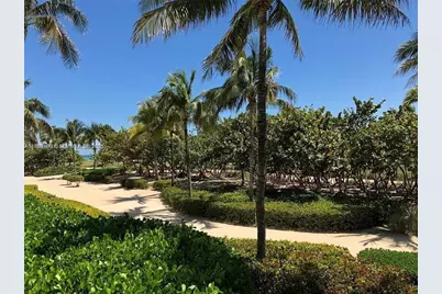 10185 Collins Ave #1402, Bal Harbour, FL 33154 - Photo 32