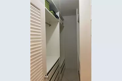 10185 Collins Ave #1402, Bal Harbour, FL 33154 - Photo 16