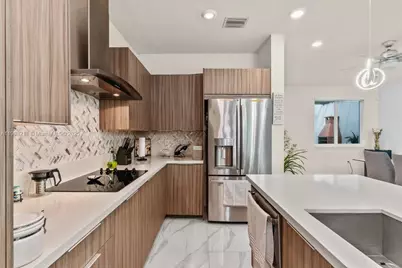 6680 NW 102nd Path, Doral, FL 33178 - Photo 24