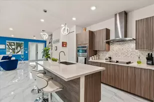 6680 NW 102nd Path, Doral, FL 33178 - Photo 22