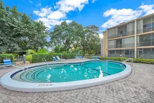 4020 N Hills Dr, Hollywood, FL 33021 - Photo 2