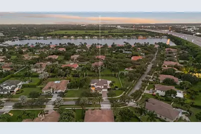 15852 SW 15th St, Davie, FL 33326 - Photo 52