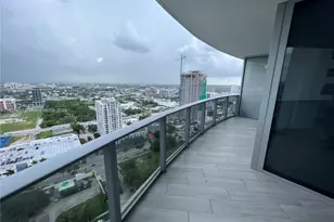 488 NE 18th St, Miami, FL 33132 - Photo 10